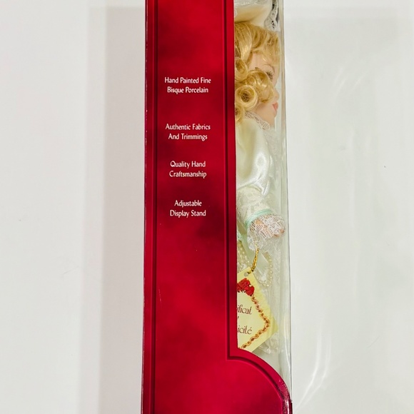 Vintage Donnatella De Roma Genuine Fine Bisque Porcelain Doll - Picture 3 of 5